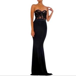 Sexy black gown- never worn 💃🏼